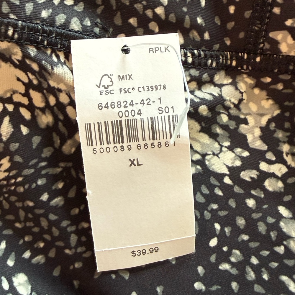 NWT Old Navy Powersoft Black&Cream Leggings/NWOT Black legging bundle Size XL - Picture 10 of 11